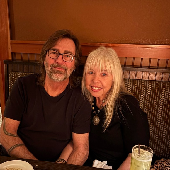 Meet your Posher, Sandy - Picture 4 of 17